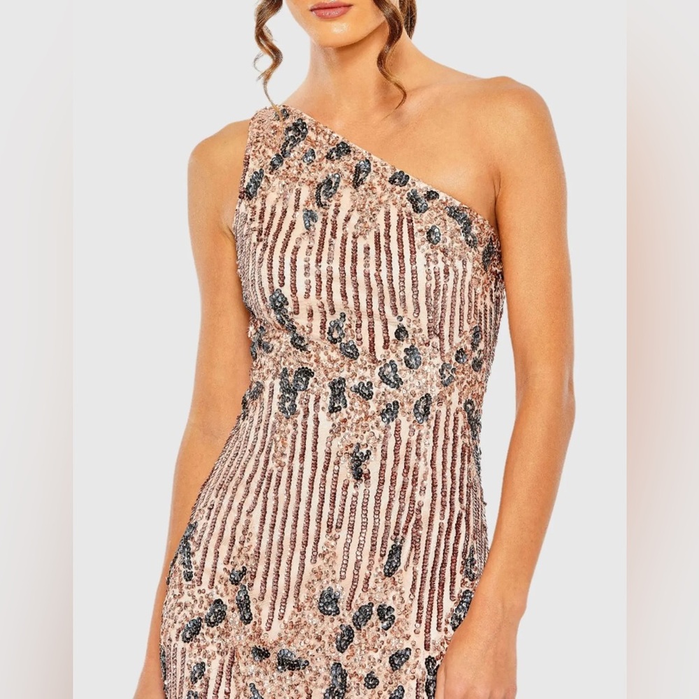 NWT $798 MAC DUGGAL Multicolor One Shoulder Embellished Sequined Gown Dress 5976 - Picture 3 of 4